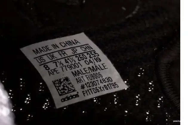 V2 MENS FU9006 350 YEEZY BLACK ADIDAS BOOST 0614